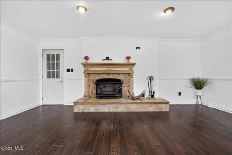 51 S Kellogg Avenue Schenectady NY 12304