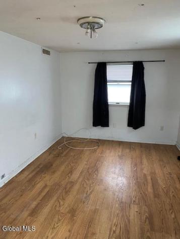 110 Nutwood Avenue Schenectady NY 12304
