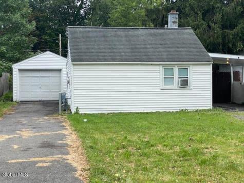 110 Nutwood Avenue Schenectady NY 12304