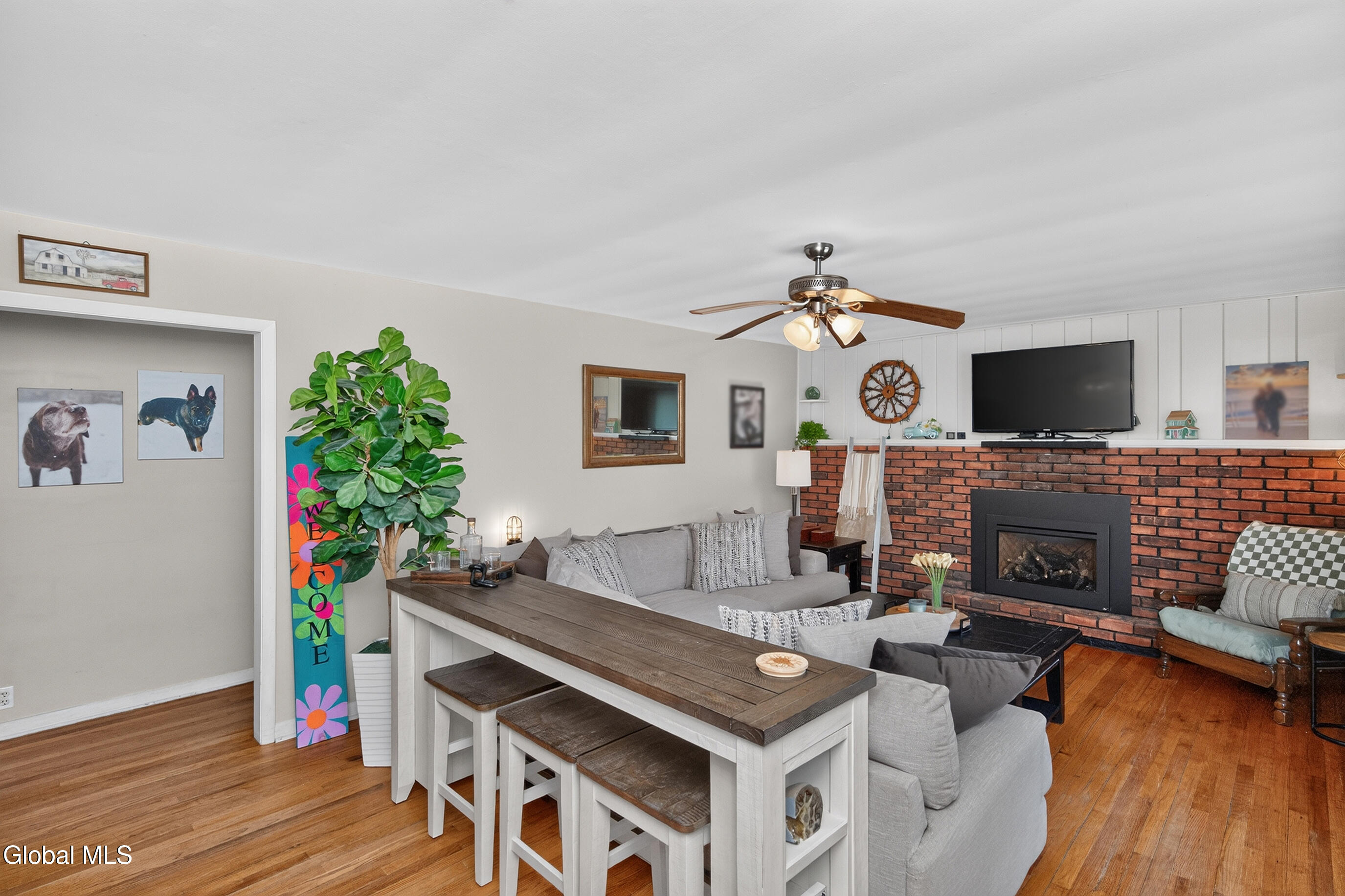 27 Asprion Road Glenmont NY 12077