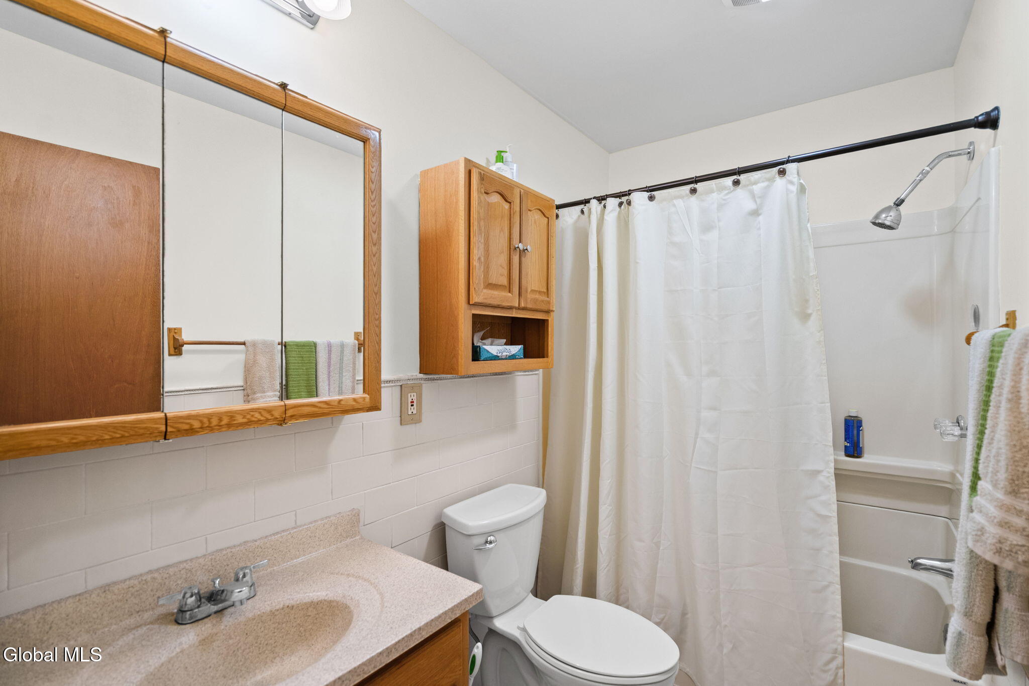 106 Edgecomb Street Albany NY 12209