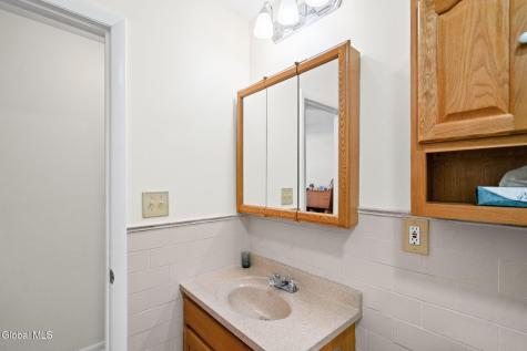 106 Edgecomb Street Albany NY 12209