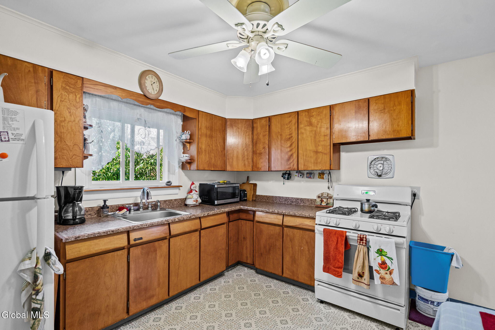 106 Edgecomb Street Albany NY 12209