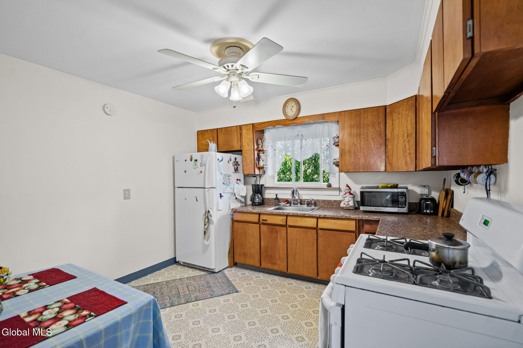 106 Edgecomb Street Albany NY 12209