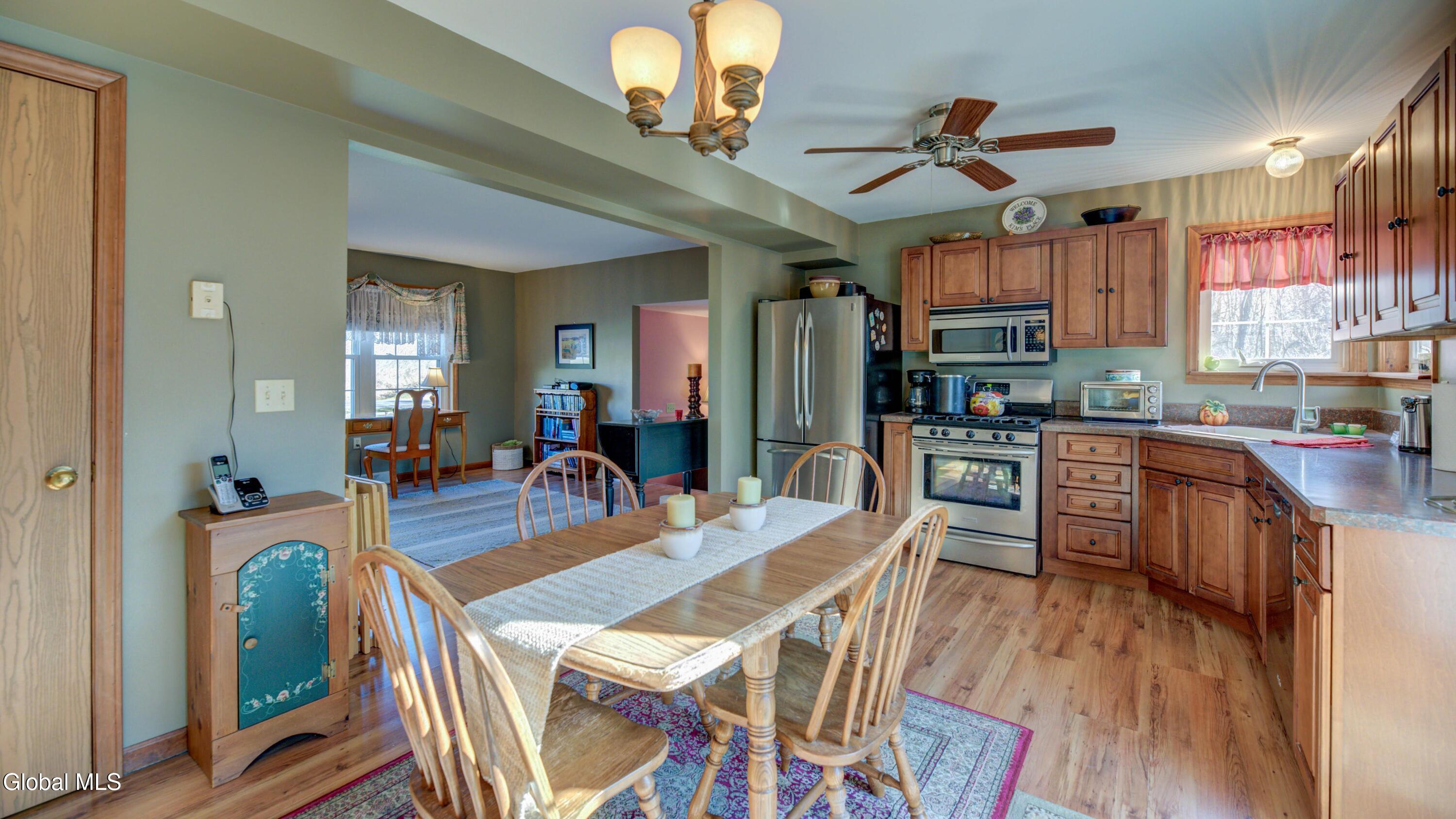16 Breckenridge Drive Johnstown NY 12095