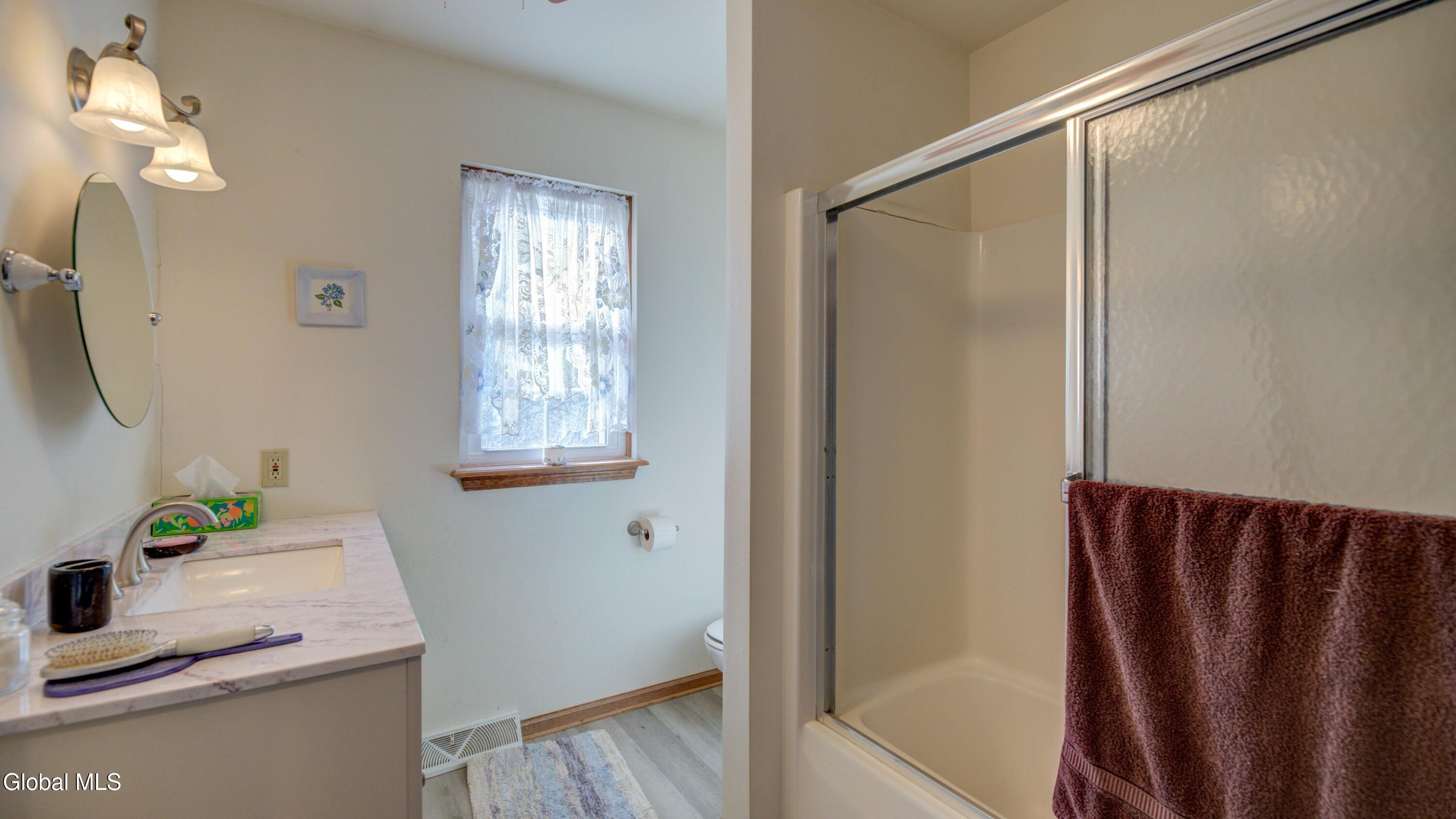 16 Breckenridge Drive Johnstown NY 12095