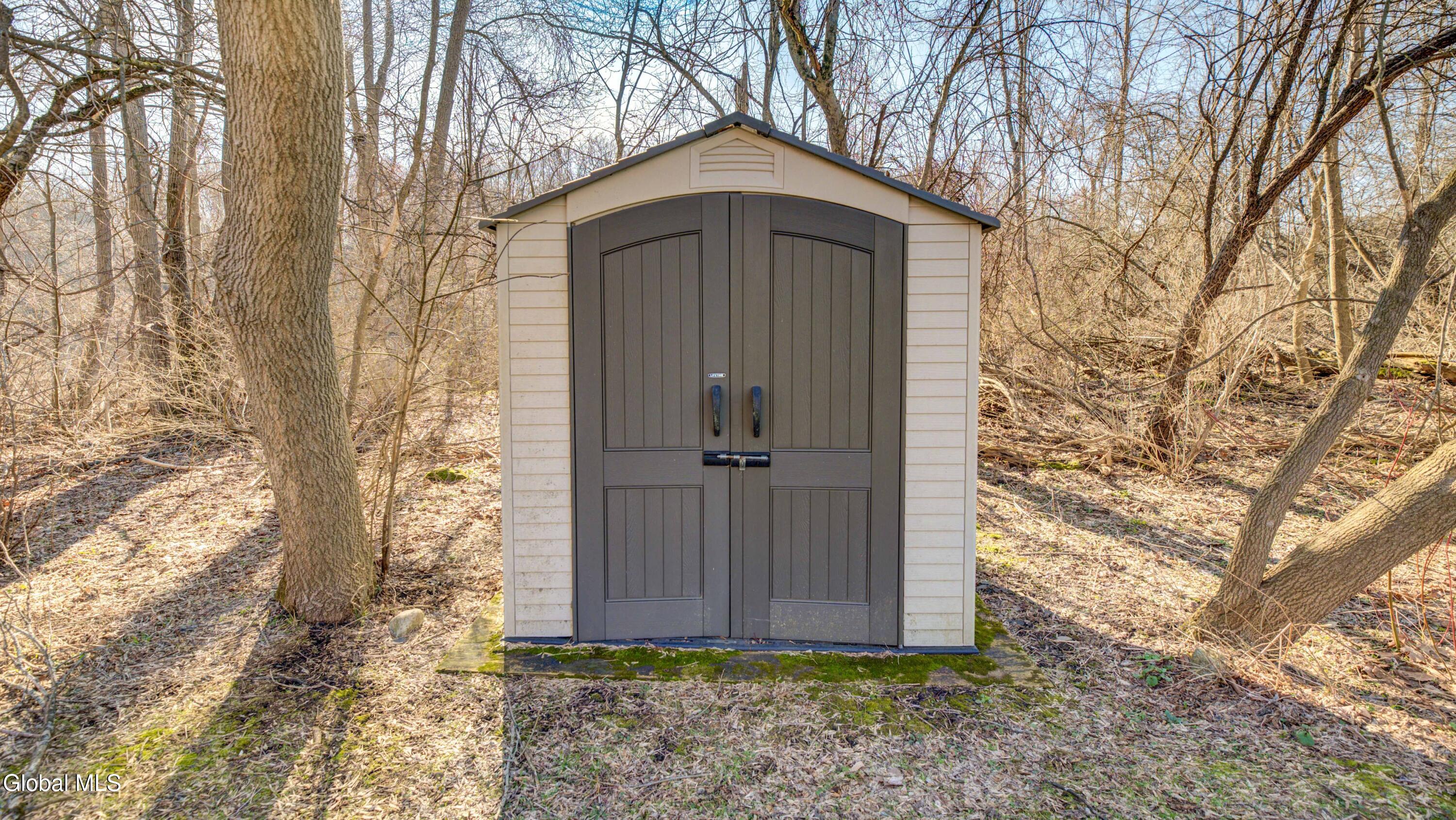 16 Breckenridge Drive Johnstown NY 12095