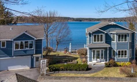 3043 E Shore South Road Hagaman NY 12086