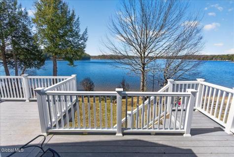 3043 E Shore South Road Hagaman NY 12086