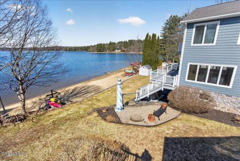 3043 E Shore South Road Hagaman NY 12086