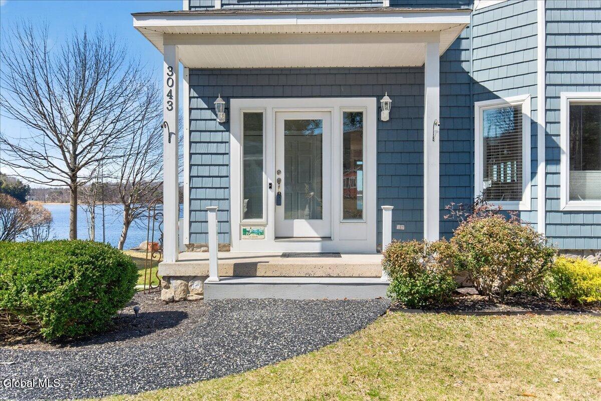 3043 E Shore South Road Hagaman NY 12086