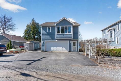 3043 E Shore South Road Hagaman NY 12086