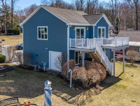 3043 E Shore South Road Hagaman NY 12086