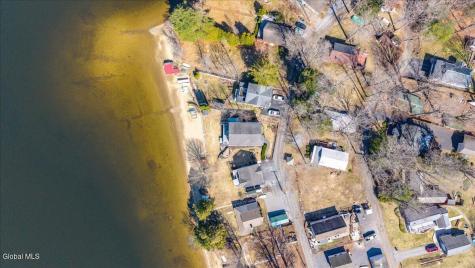 3043 E Shore South Road Hagaman NY 12086