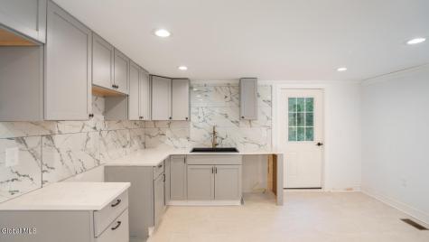205 Mcclellan Road Nassau NY 12123