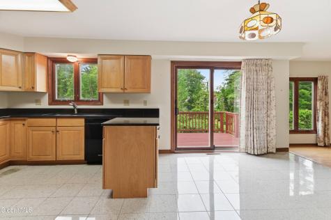 60 Surrey Mall Slingerlands NY 12159