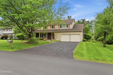 60 Surrey Mall Slingerlands NY 12159