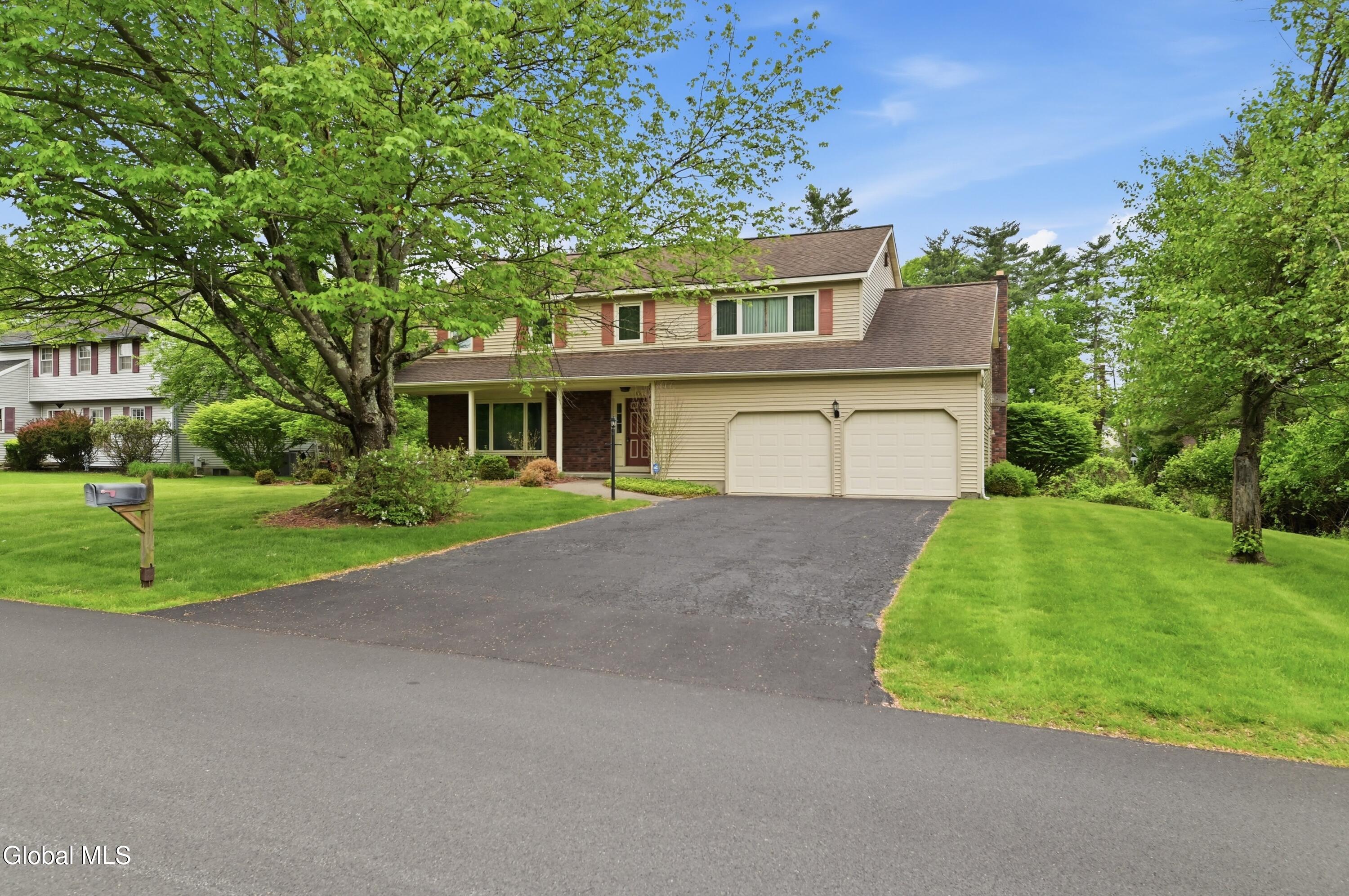 60 Surrey Mall Slingerlands NY 12159