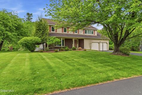 60 Surrey Mall Slingerlands NY 12159
