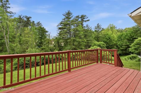 60 Surrey Mall Slingerlands NY 12159