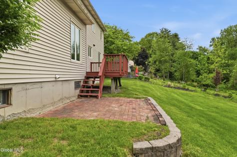 60 Surrey Mall Slingerlands NY 12159