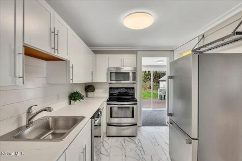 29 Vley Road Scotia NY 12302