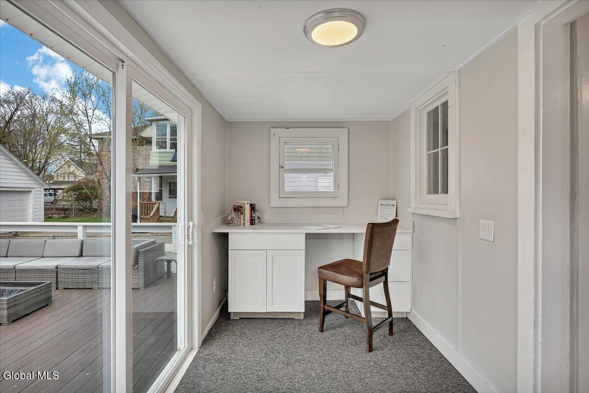 29 Vley Road Scotia NY 12302