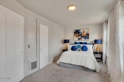 29 Vley Road Scotia NY 12302