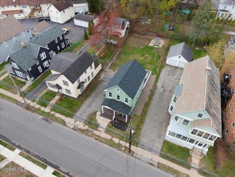 29 Vley Road Scotia NY 12302