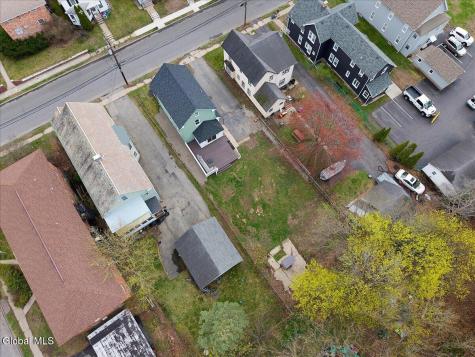 29 Vley Road Scotia NY 12302