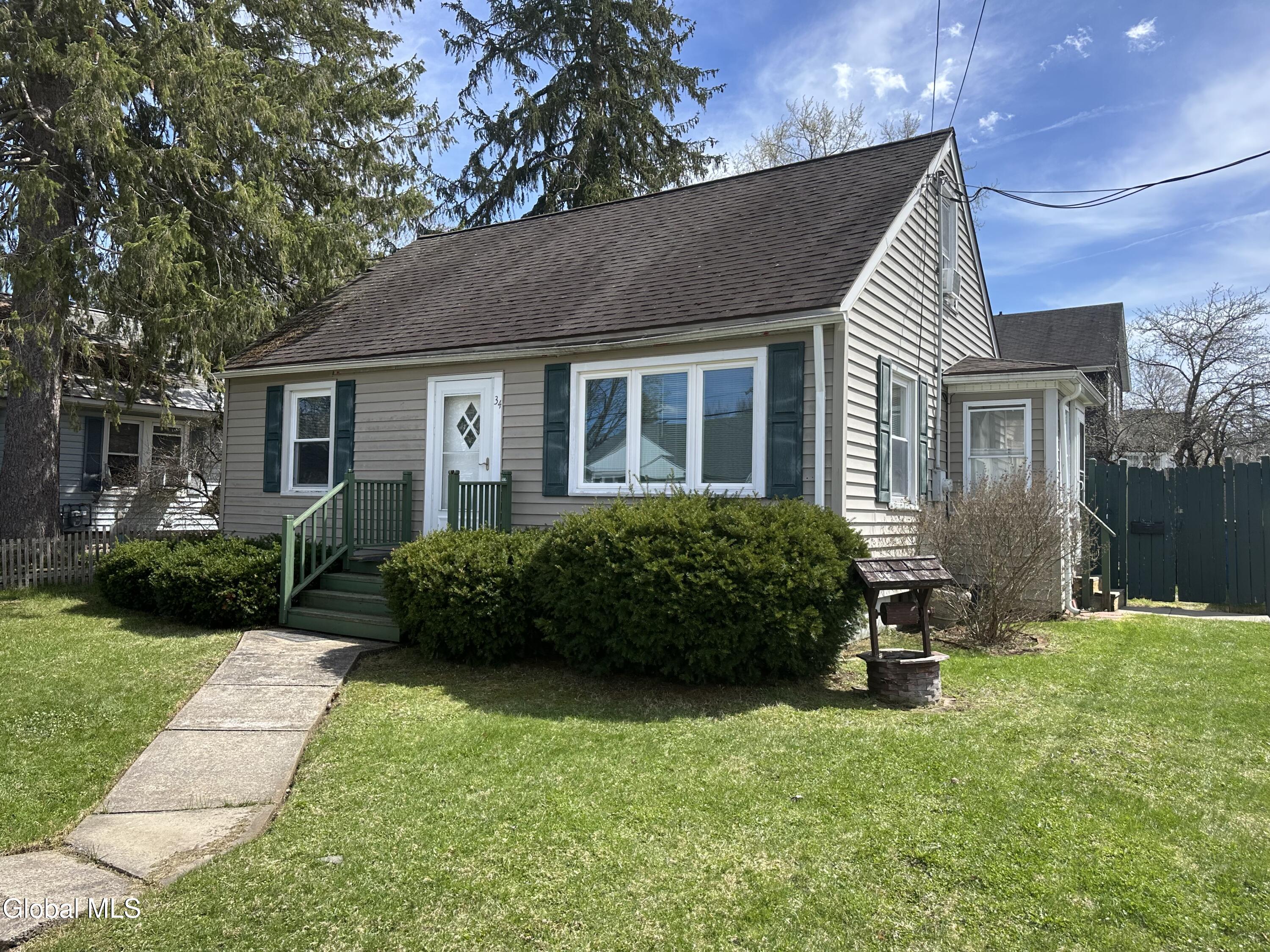 34 Franklin Street Gloversville NY 12078