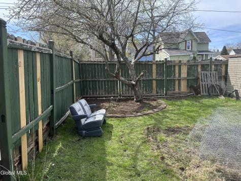 34 Franklin Street Gloversville NY 12078