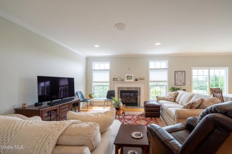 2 Julia Circle Mechanicville NY 12118