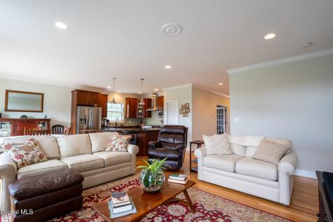 2 Julia Circle Mechanicville NY 12118