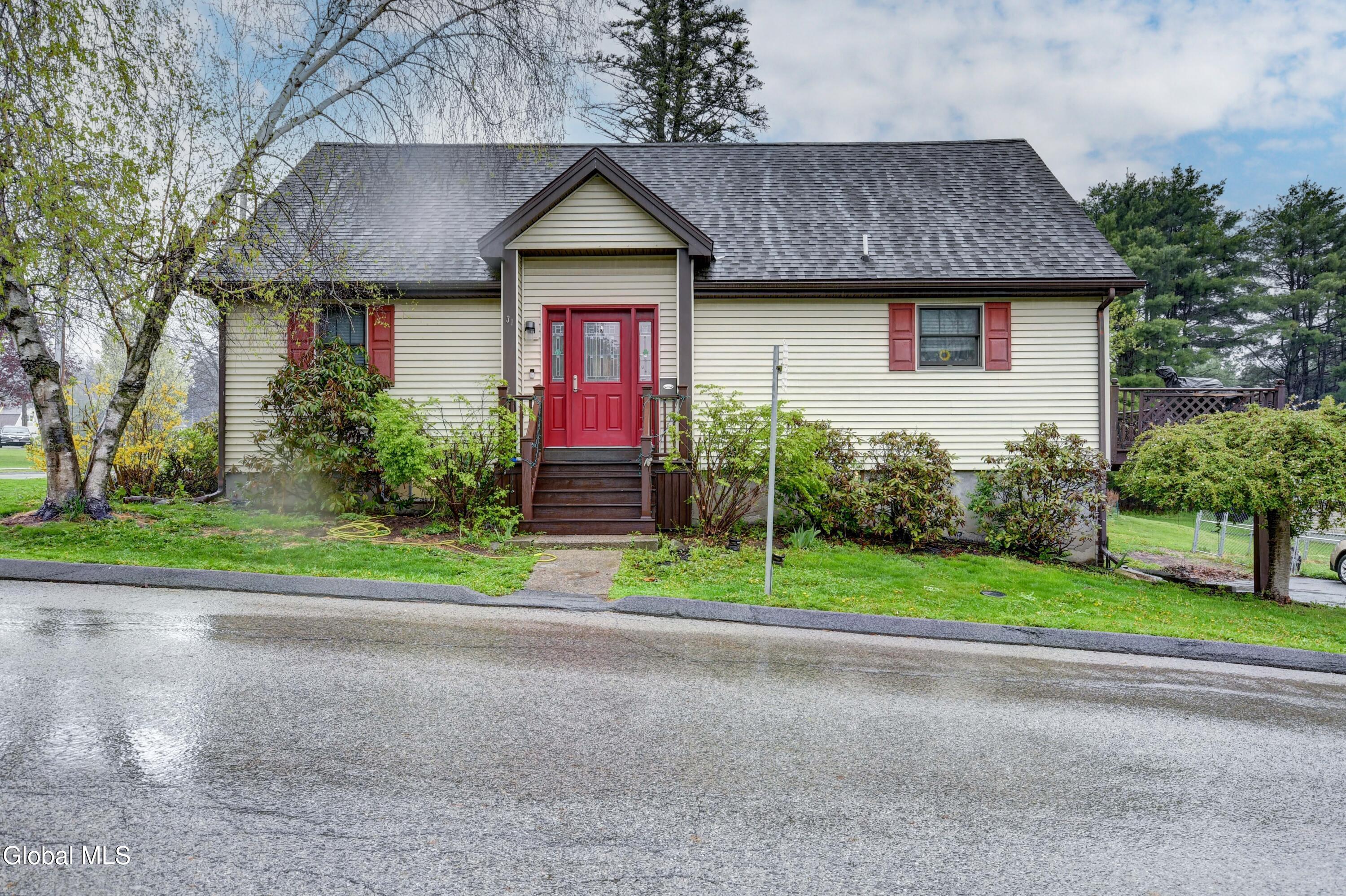 31 Walnut Avenue Johnstown NY 12095