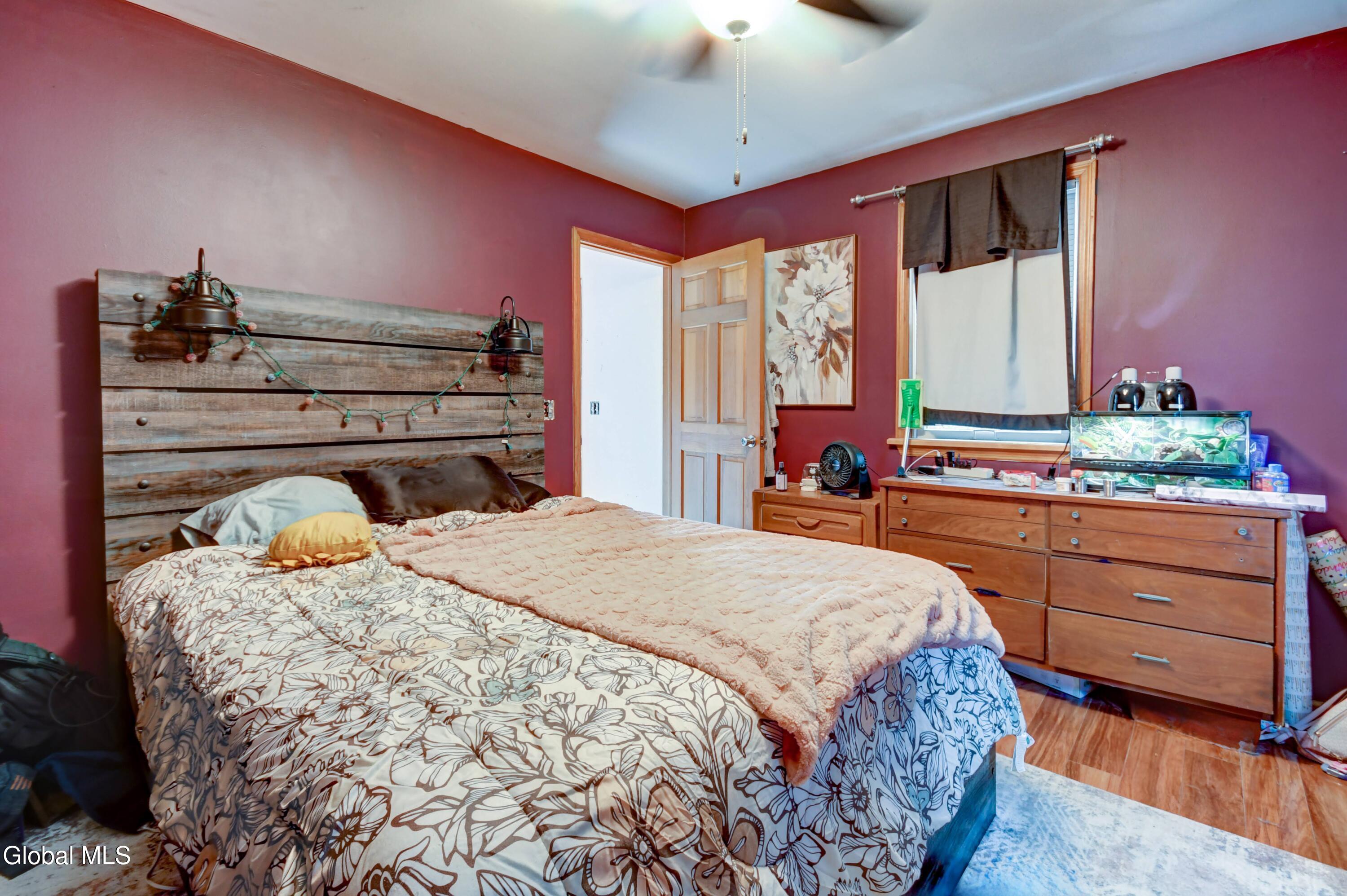 31 Walnut Avenue Johnstown NY 12095