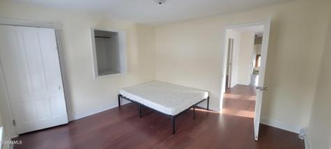 32 Walnut Street Gloversville NY 12078