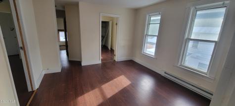 32 Walnut Street Gloversville NY 12078