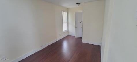 32 Walnut Street Gloversville NY 12078