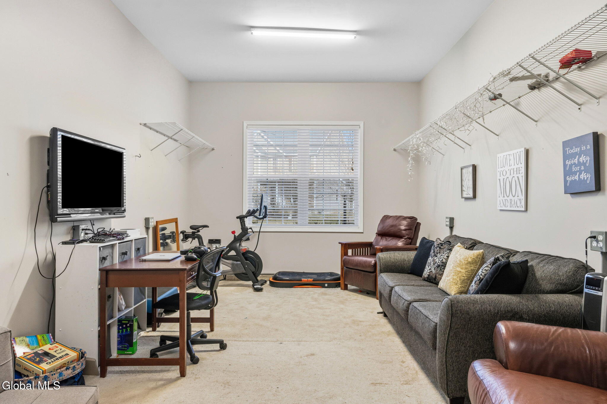 2 Elizabeth Court Clifton Park NY 12065
