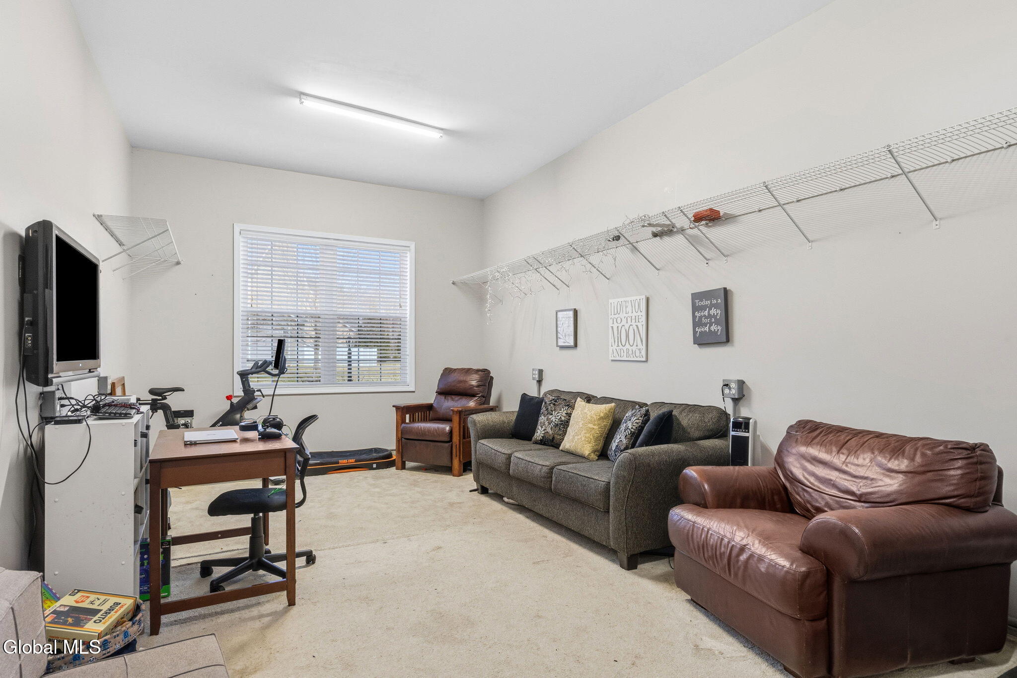 2 Elizabeth Court Clifton Park NY 12065