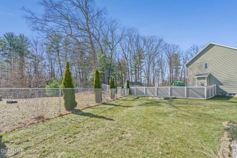 2 Elizabeth Court Clifton Park NY 12065