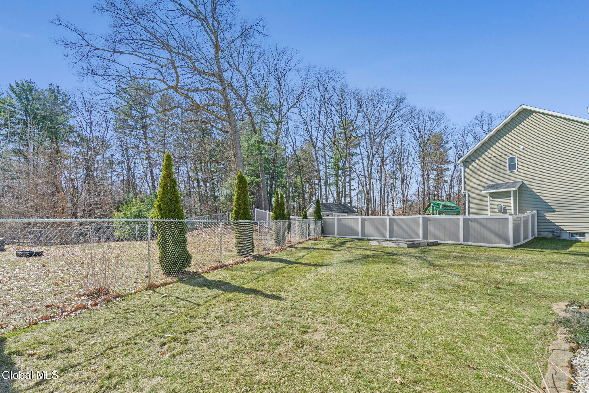 2 Elizabeth Court Clifton Park NY 12065