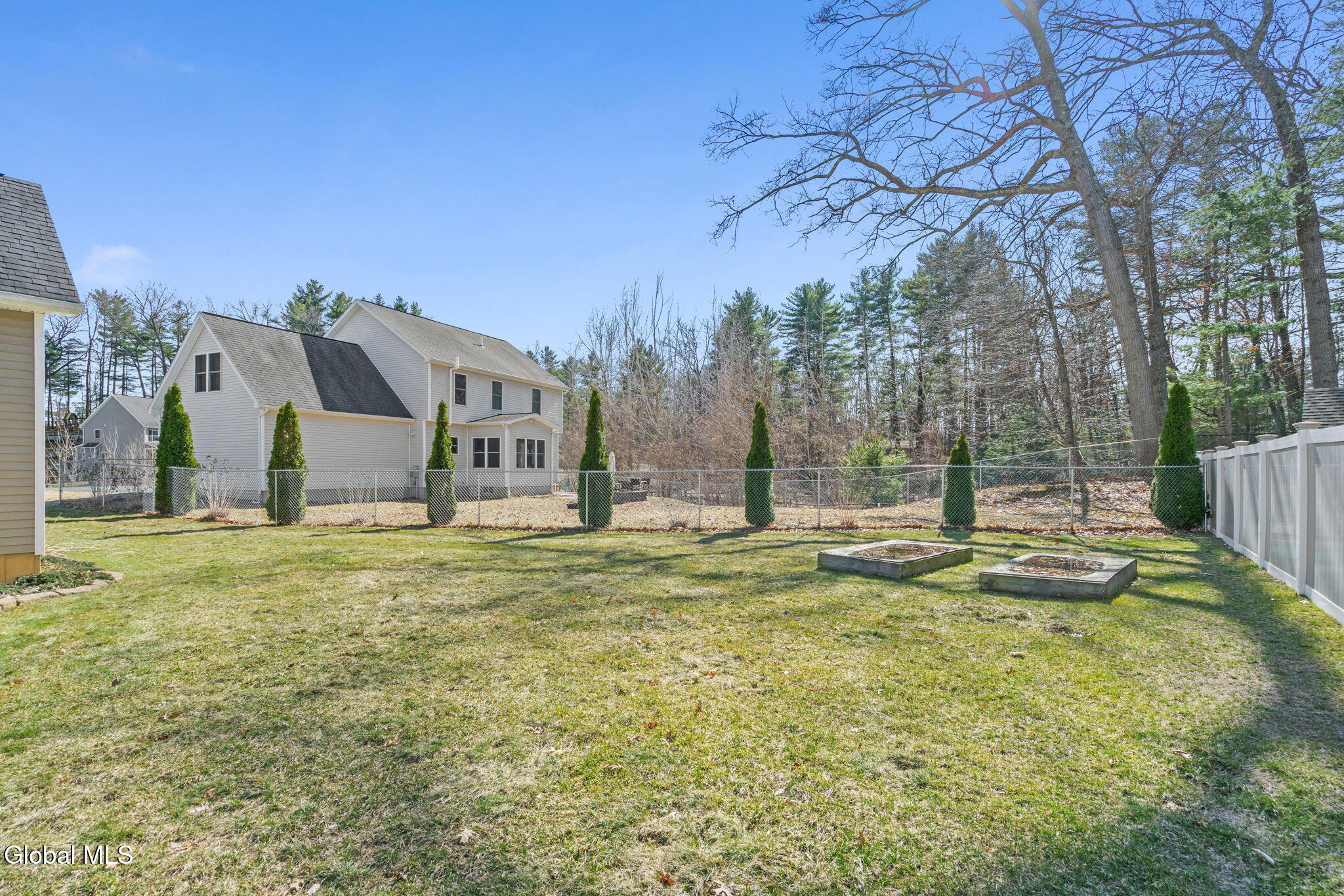 2 Elizabeth Court Clifton Park NY 12065