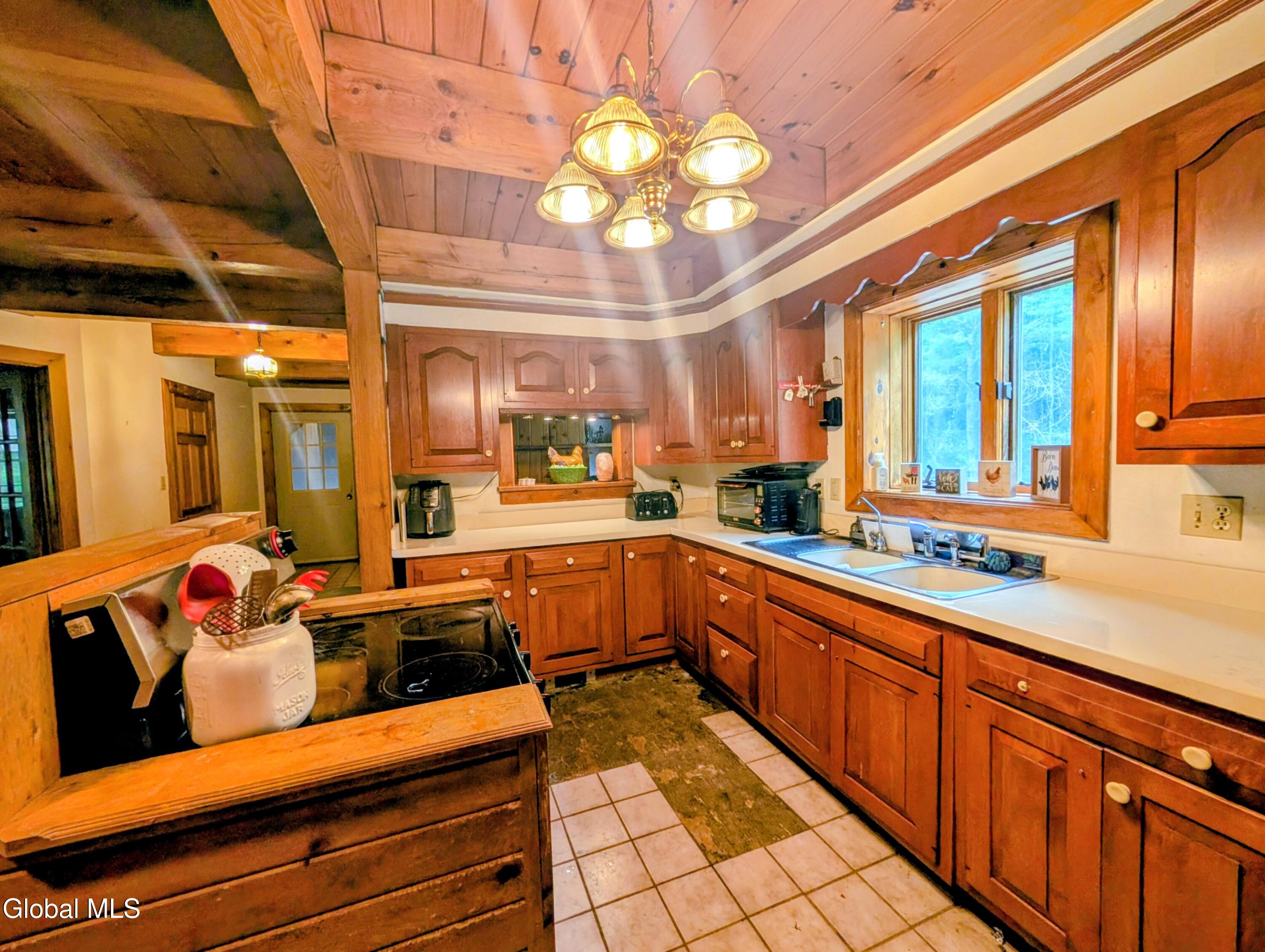 15 Mercurio Way Granville NY 12837