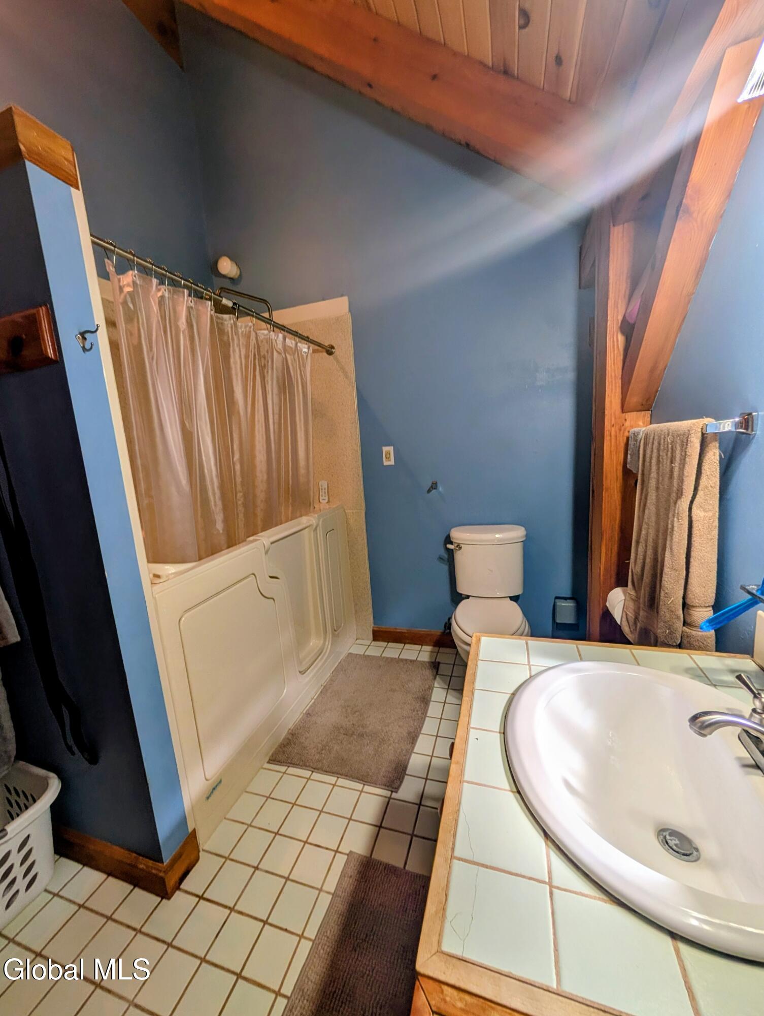15 Mercurio Way Granville NY 12837