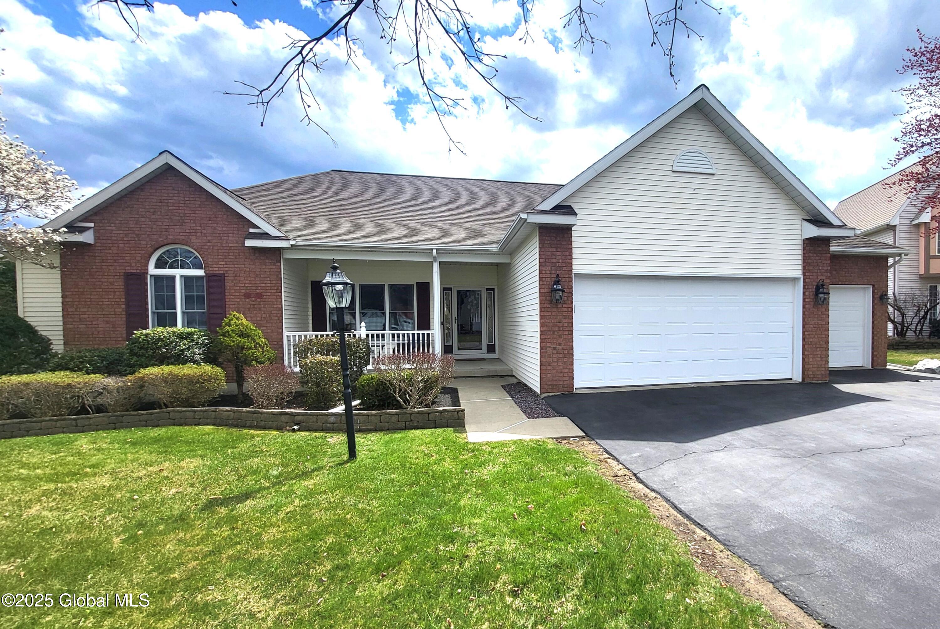 30 Dogwood Lane Loudonville NY 12211