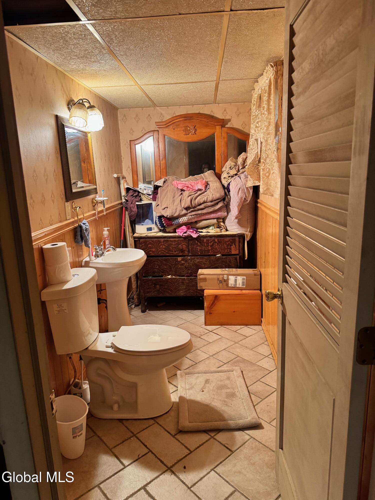 15 Tanguay Drive Cohoes NY 12047