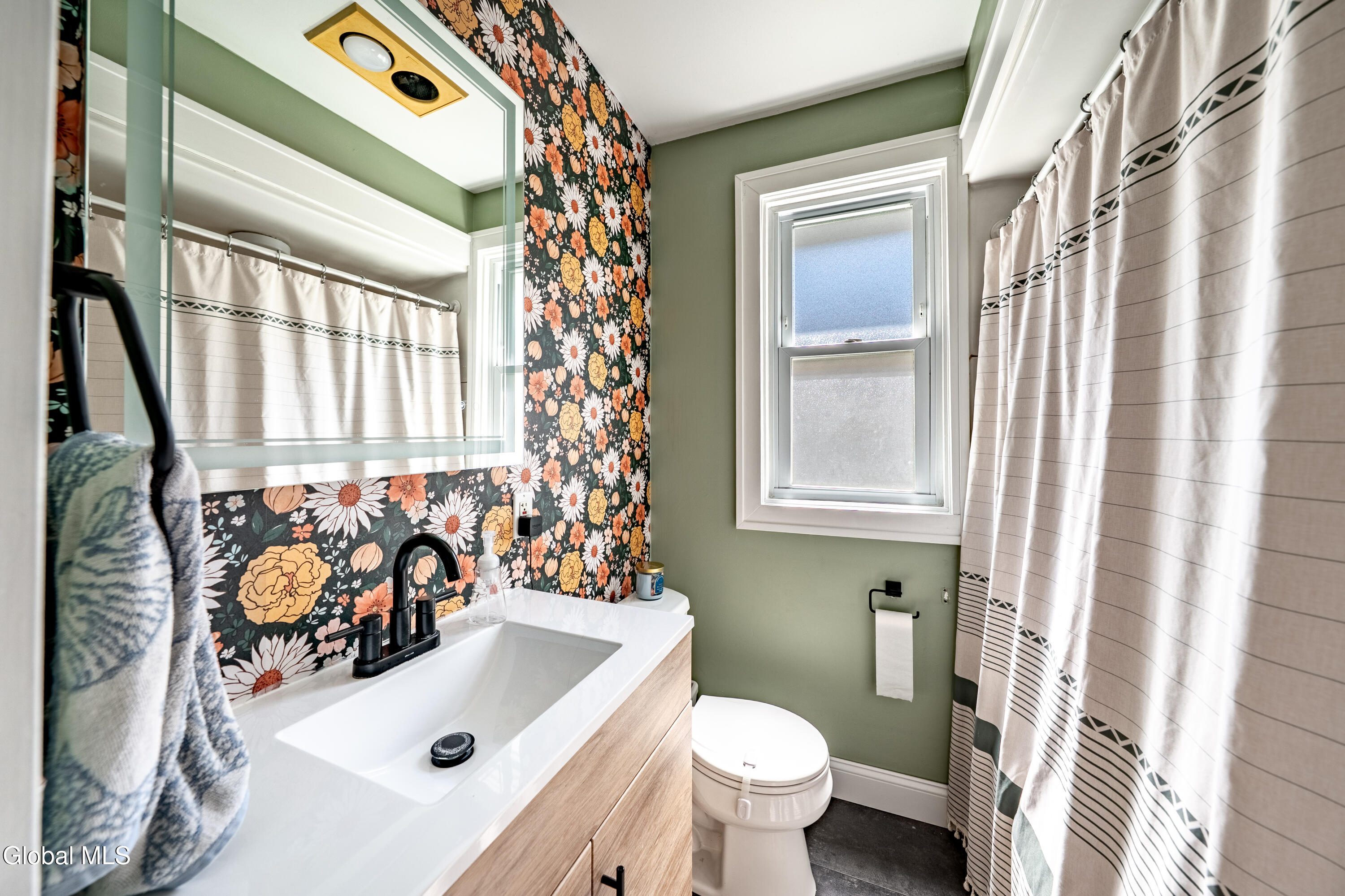 1154 Palmer Avenue Niskayuna NY 12309