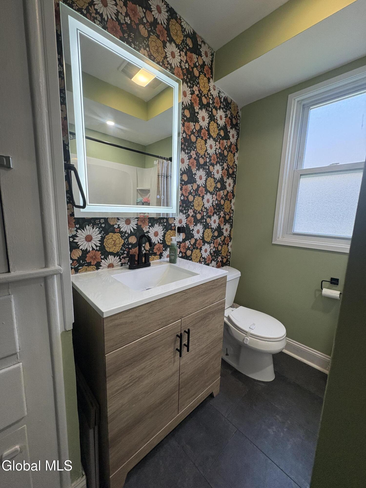 1154 Palmer Avenue Niskayuna NY 12309